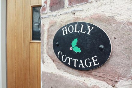 5* award winning cottage in Ellastone, Ashbourne, near to Alton Towers