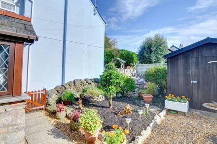 Old Newton Cottage in the beautiful Porthcawl