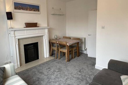 Lovely 1 bed flat in quiet Wimbledon