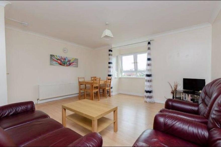Apartment with Free parking & WI-FI <br>in a Good and quite Location.