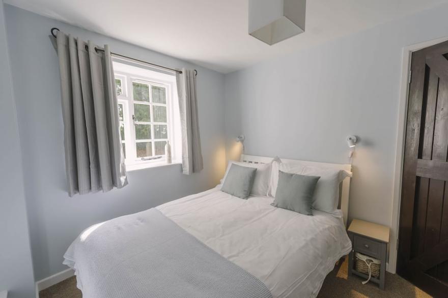 Corffe Cottages, Cosy family cottage, Sleeps 4, heated indoor pool