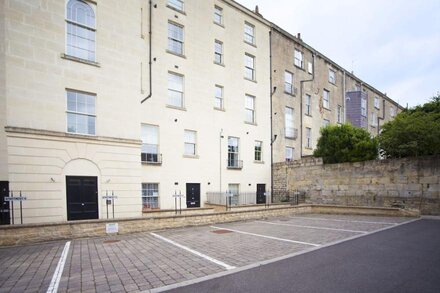 Herschel Place -  stylish and contemporary 1 bed apartment.