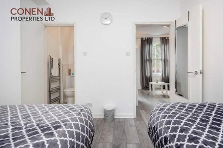 Stunning 1-Bed Apartment in London Lewisham