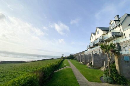 15 Ocean Point - Sleeps 6 | Spectacular Sea Views