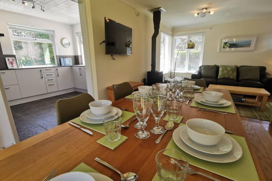 Nuthurst - Pet Friendly* | Open plan | Coastal