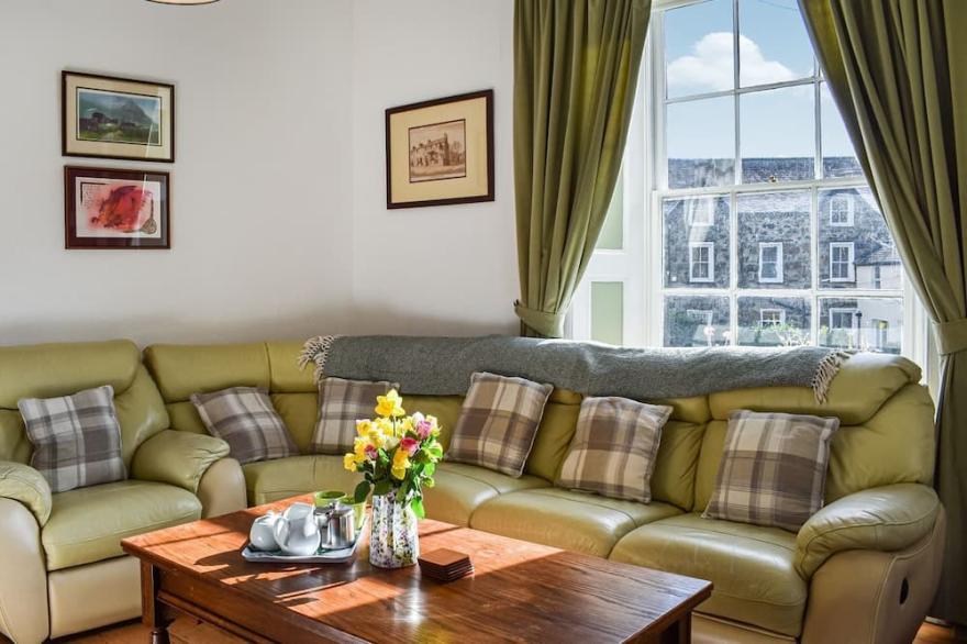 6 bedroom accommodation in Beddgelert