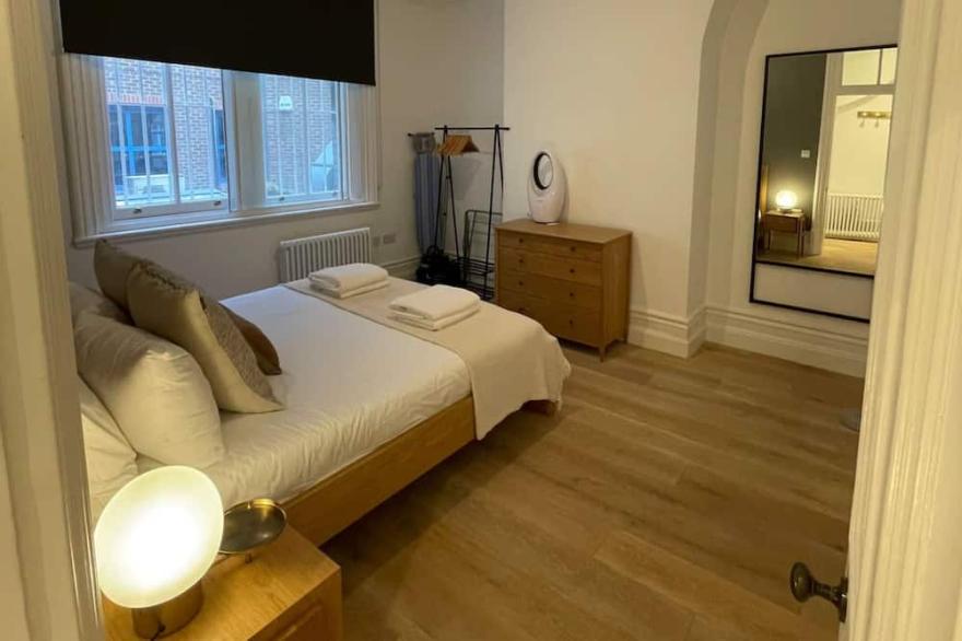 Central 1 Bedroom Apartment in Farringdon