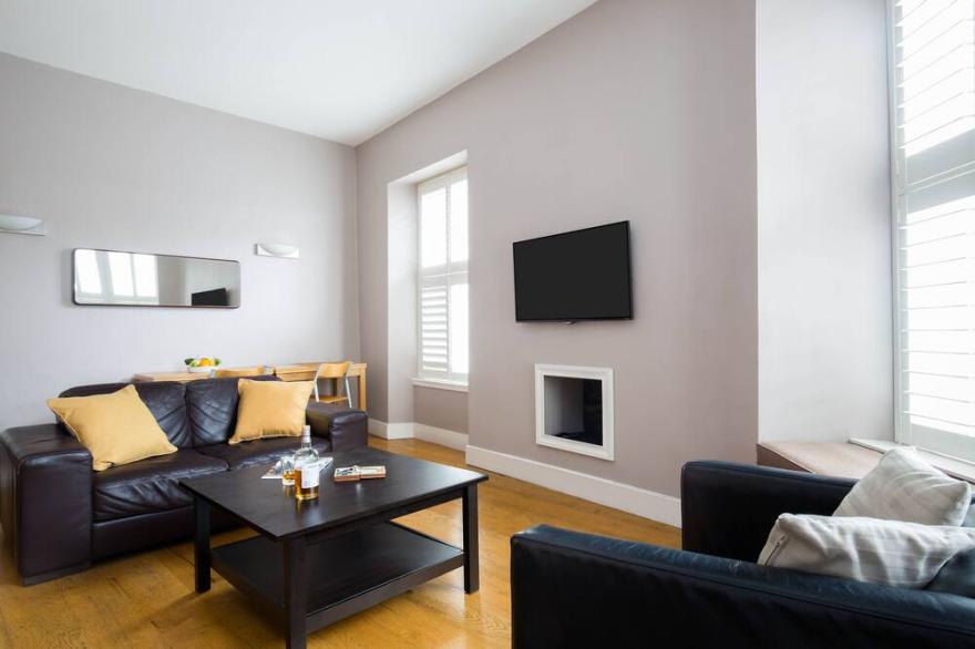 Luxury City Center Apartment on Royal Mile Edinburgh