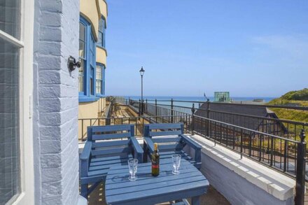 Seaforth - Five Bedroom House, Sleeps 8