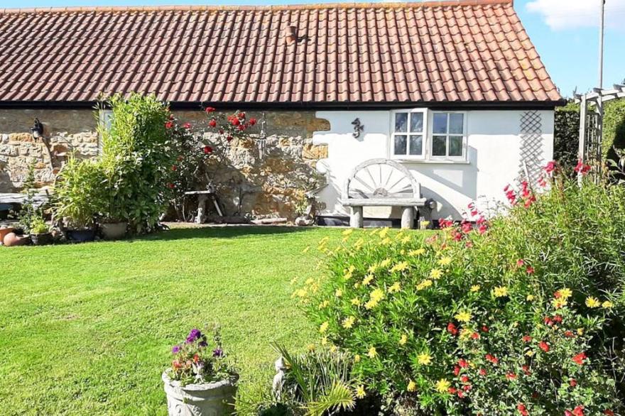 1 bedroom accommodation in Salwayash, near Bridport