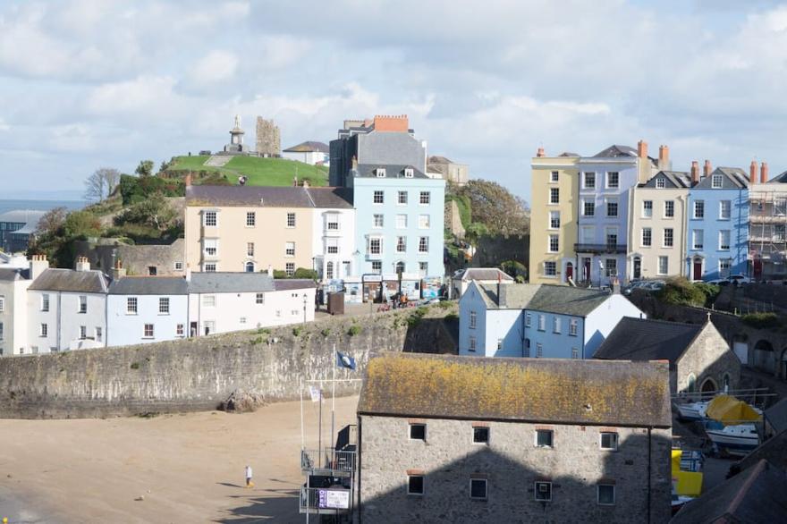 Ideal Location For Enjoying All Of Tenby's Attractions