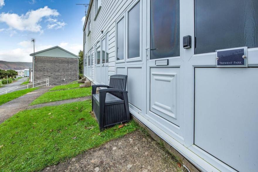 2 bedroom accommodation in Freshwater East, near Pembroke
