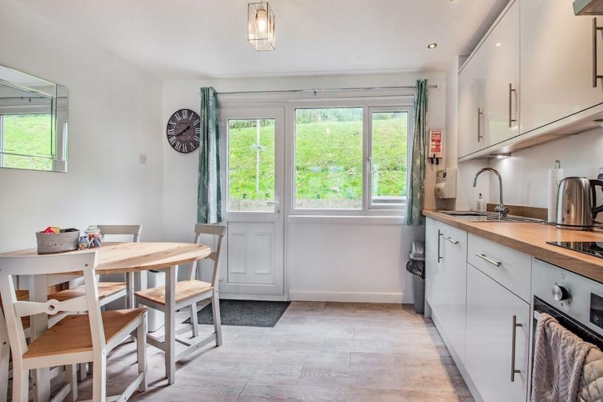 2 bedroom accommodation in Freshwater East, near Pembroke