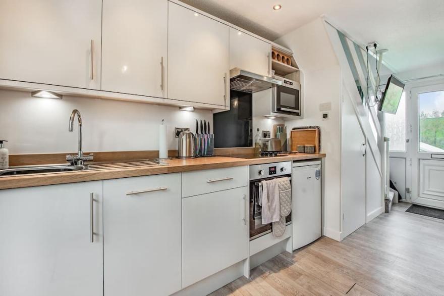 2 bedroom accommodation in Freshwater East, near Pembroke