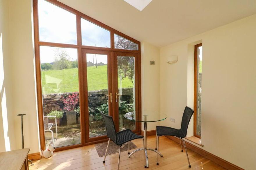 HORTON SCAR HOUSE, pet friendly in Horton-In-Ribblesdale