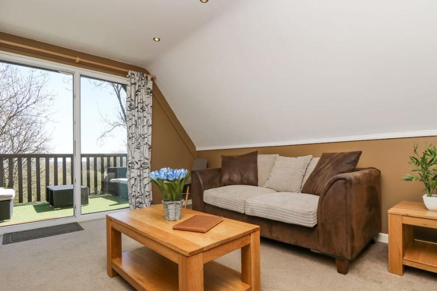 VALLEY LODGE 61, pet friendly, country holiday cottage in Callington