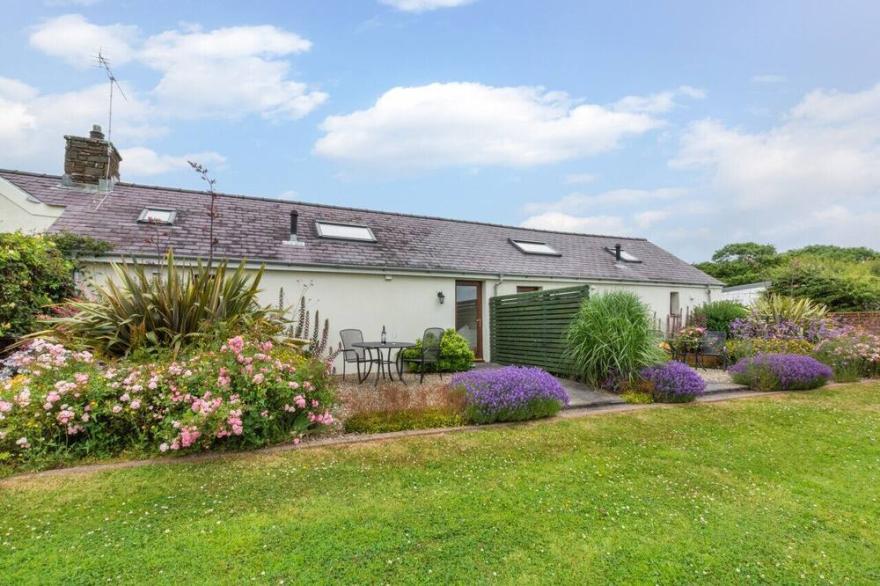 Primrose Cottage - Two Bedroom House, Sleeps 3