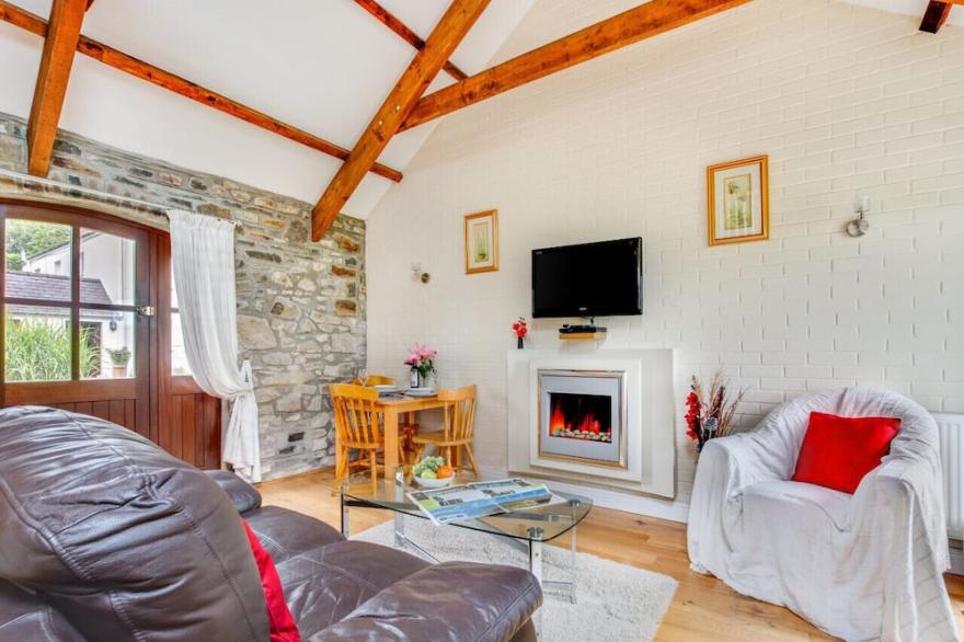 Primrose Cottage - Two Bedroom House, Sleeps 3