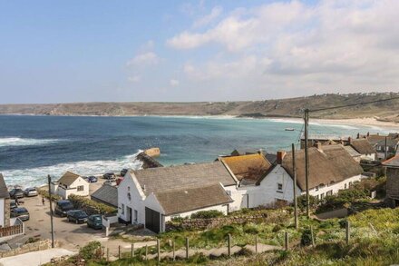 SENNEN HEIGHTS, pet friendly, country holiday cottage in Sennen Cove