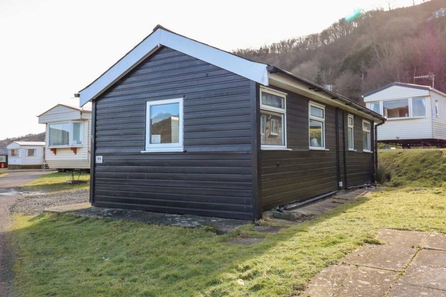 CHALET 95, Pet Friendly, Country Holiday Cottage In Aberystwyth
