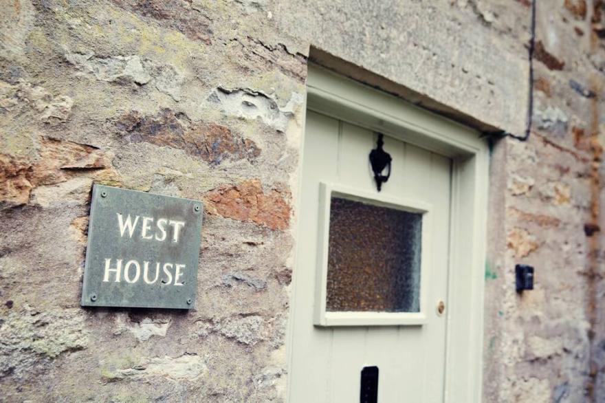 WEST HOUSE, Family Friendly, With Open Fire In Middleton-In-Teesdale