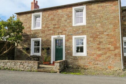 PEAR TREE FARM COTTAGE, pet friendly in Bowness-On-Solway