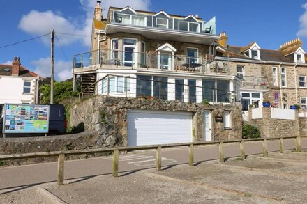 HIGHER MOUNT VIEW, family friendly in Marazion