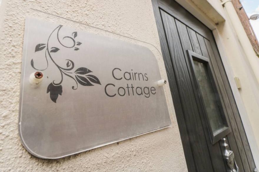 CAIRNS COTTAGE, Pet Friendly, Character Holiday Cottage In Whitby