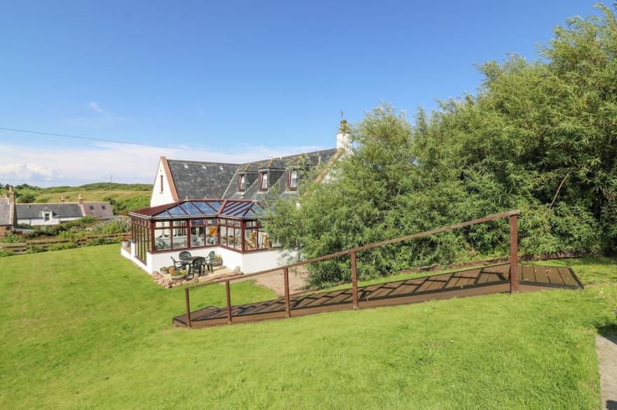 OLD COOPERAGE, Pet Friendly, Country Holiday Cottage In Cruden Bay