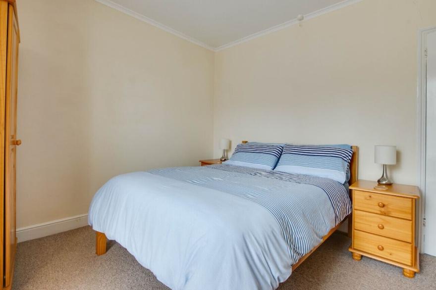 Carvosso - Two Bedroom House, Sleeps 4