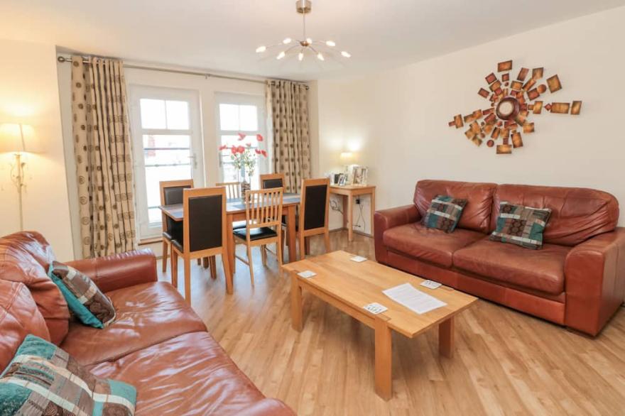 HARBOUR LODGE, Family Friendly In Whitby
