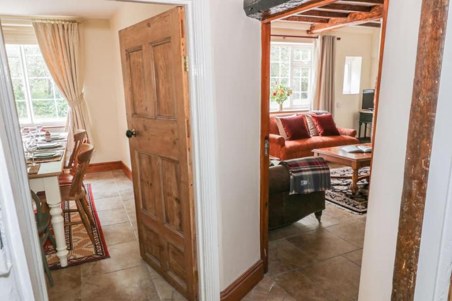 TOWN MILL, pet friendly, with open fire in Bewdley