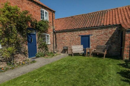 BELLAFAX COTTAGE, family friendly, with open fire in Pickering