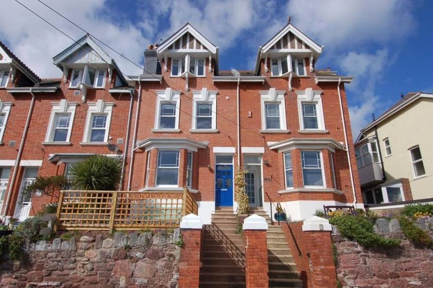 SUNNY MOUNT, Country Holiday Cottage In Teignmouth