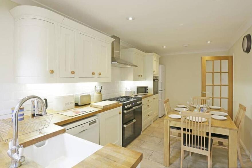 The Summit - Three Bedroom House, Sleeps 5