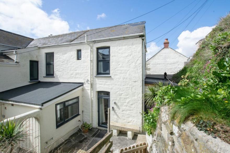 The Retreat - Two Bedroom House, Sleeps 4