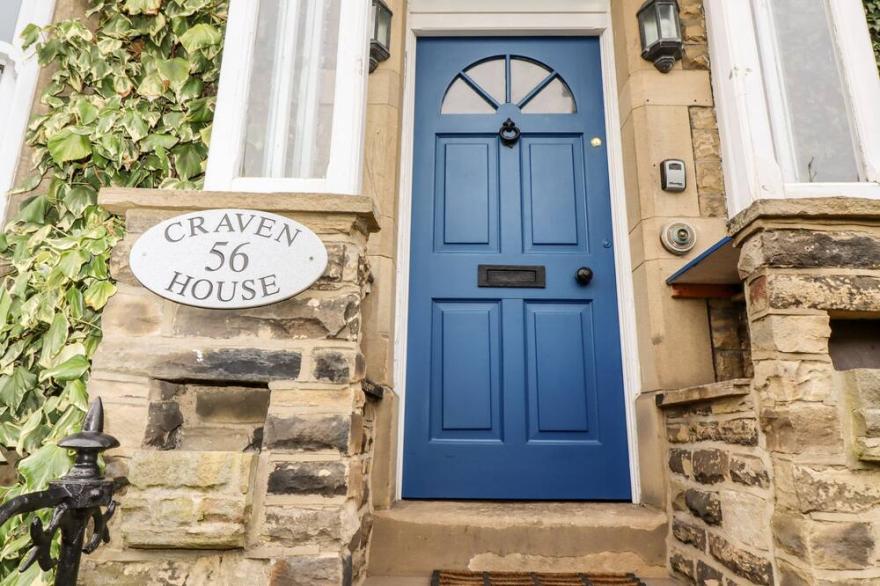 CRAVEN HOUSE, Pet Friendly, Character Holiday Cottage In Skipton
