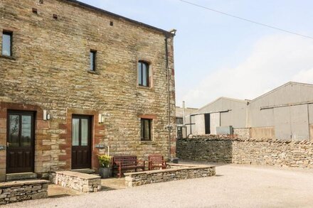 OLD BYRE COTTAGE, pet friendly, with a garden in Newbiggin-On-Lune