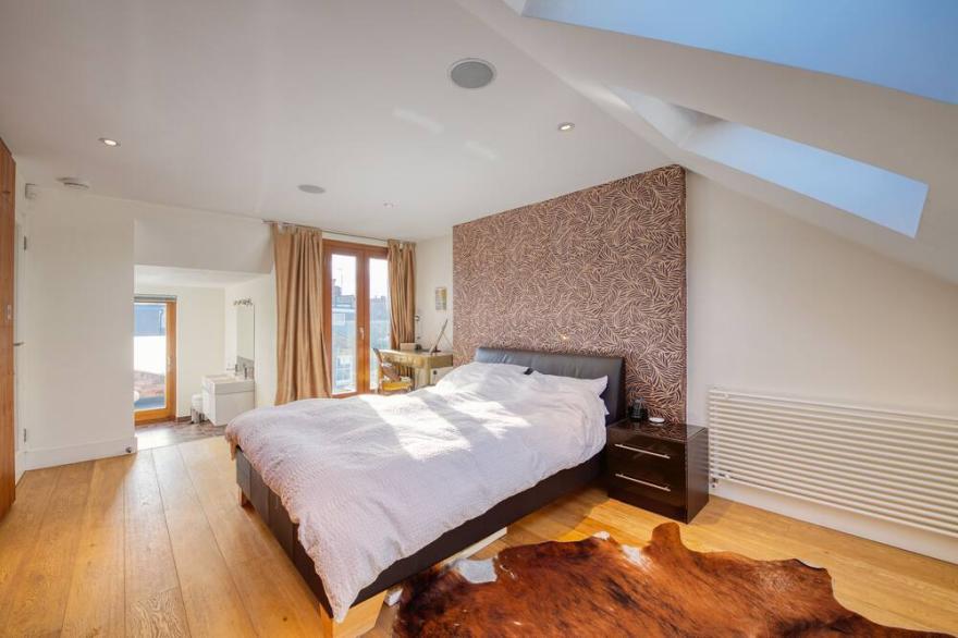5* Fulham Luxury House