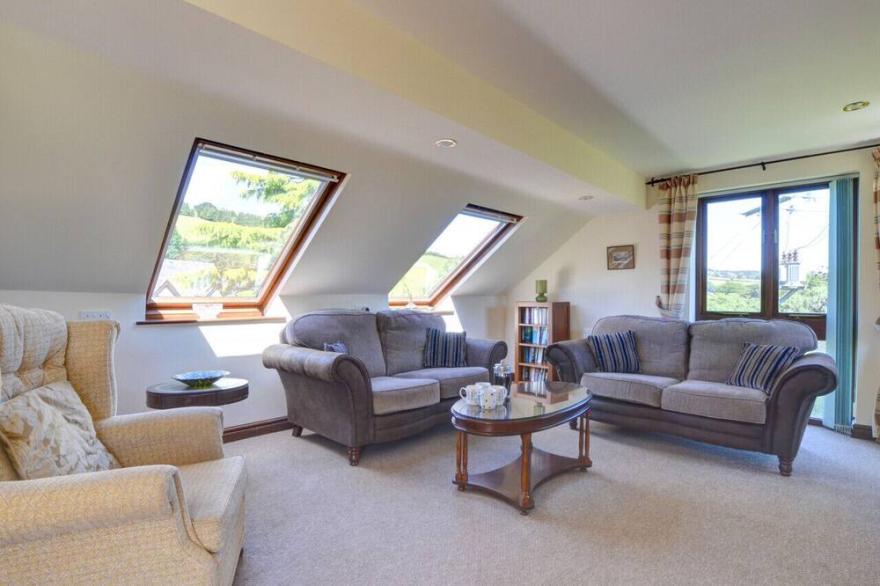 2 Derw Cottages - Two Bedroom House, Sleeps 4