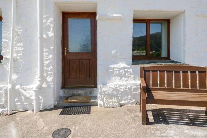 BRAMBLE COTTAGE, Pet Friendly, With A Garden In Keswick