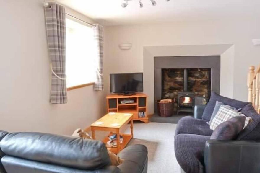 THE CROFT HOUSE, family friendly, with open fire in Muir Of Ord