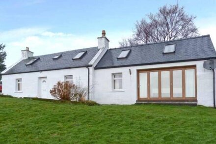 SOLAS, family friendly, country holiday cottage in Broadford