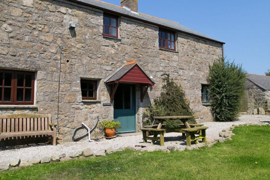 The Granary - Four Bedroom House, Sleeps 8