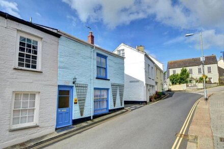 Sunbeam Cottage - Two Bedroom House, Sleeps 4