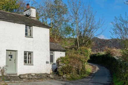 Slaters Cottage - Three Bedroom House, Sleeps 5