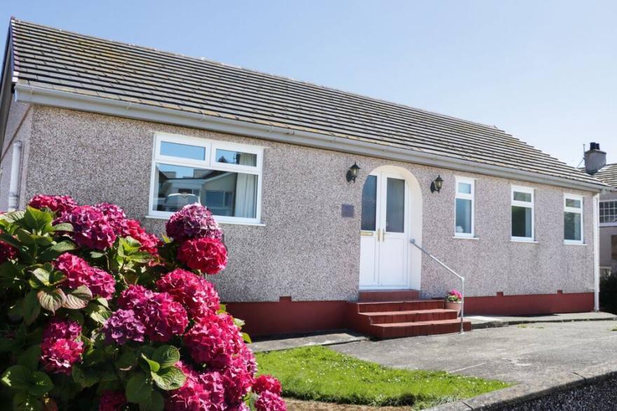 BAY LODGE, Pet Friendly, Country Holiday Cottage In Bull Bay
