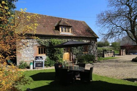 Weavers Cottage: A Rural Idyll In The Cranborne Chase Area Of Outstanding Natura