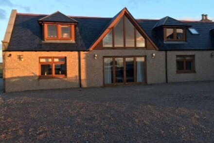 Wonderful 5 bedroomed home in rural Aberdeenshire