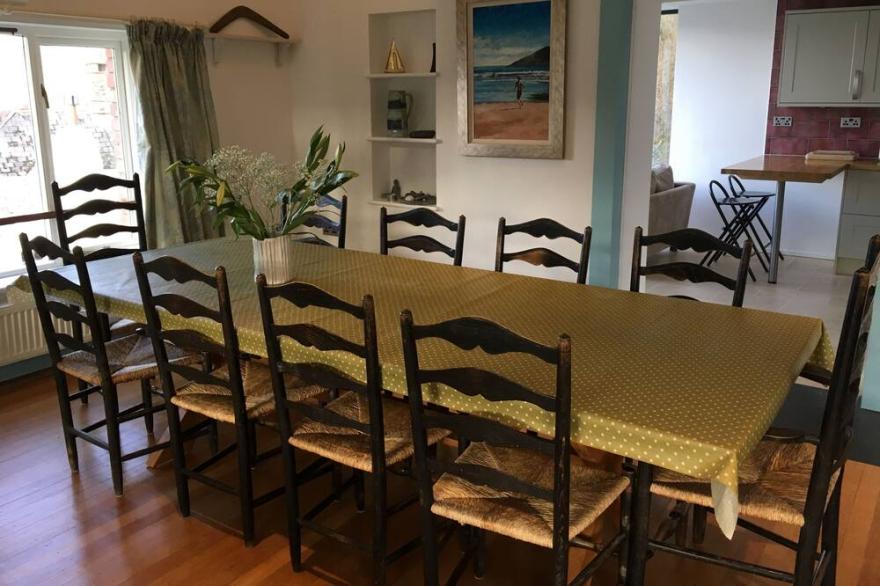 Lower Hillcott -  a large family home that sleeps 12 guests  in 5 bedrooms